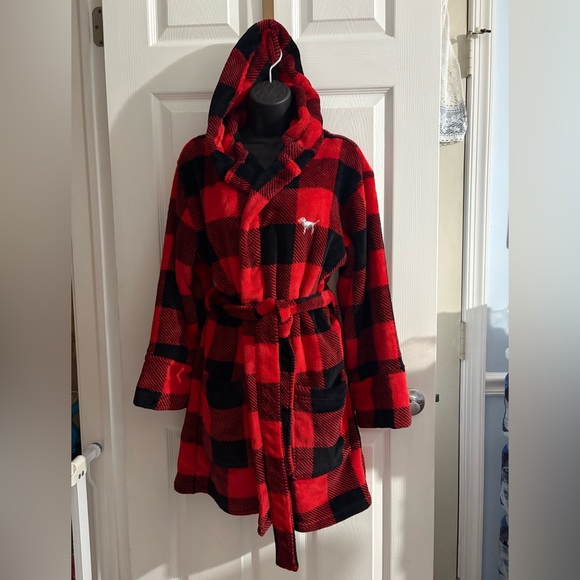 NWOT PINK Victoria’s Secret buffalo plaid bling fleece hooded robe, Size XS/S - Picture 2 of 16